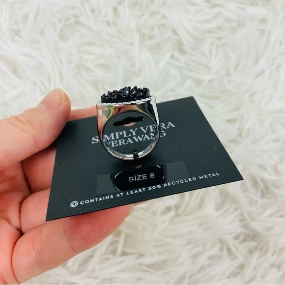 NWT SIMPLY VERA VERA WANG silver recycled, metal and black stone ring size 8 - Picture 3 of 9